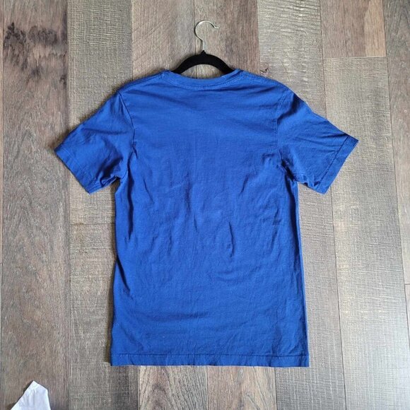 Small Women's Official Toronto Blue Jays T-shirt EUC - Picture 3 of 4